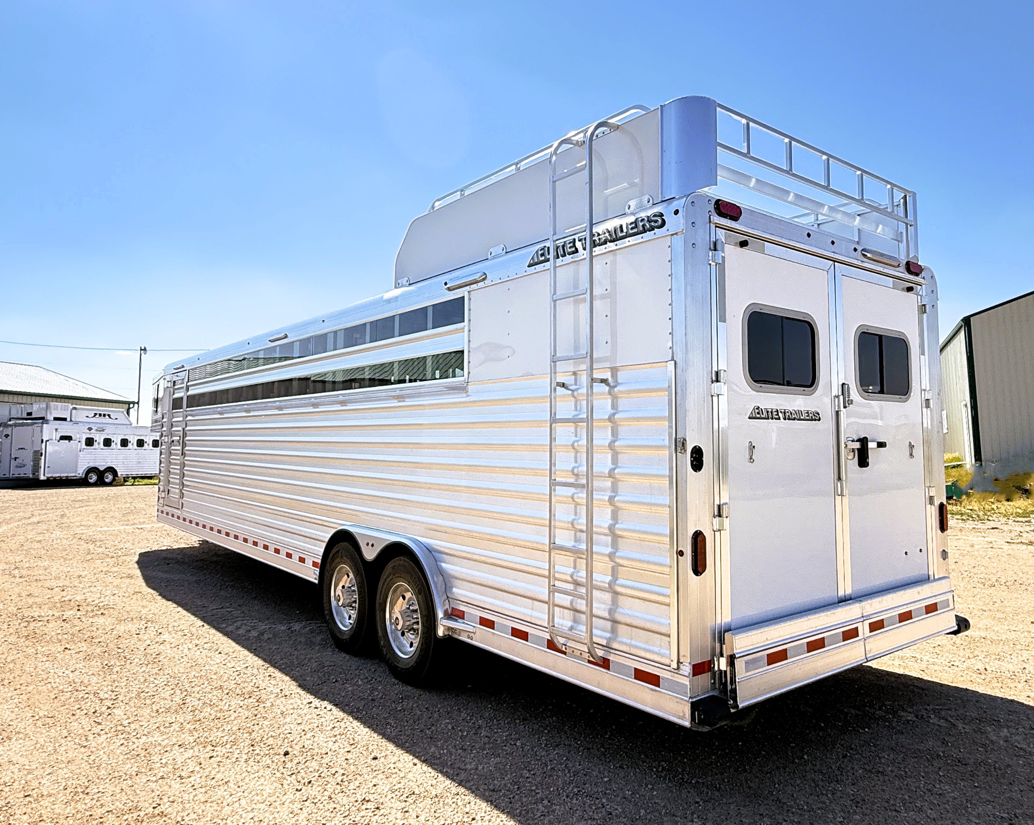 2027 Elite 8H S/C Horse Trailer