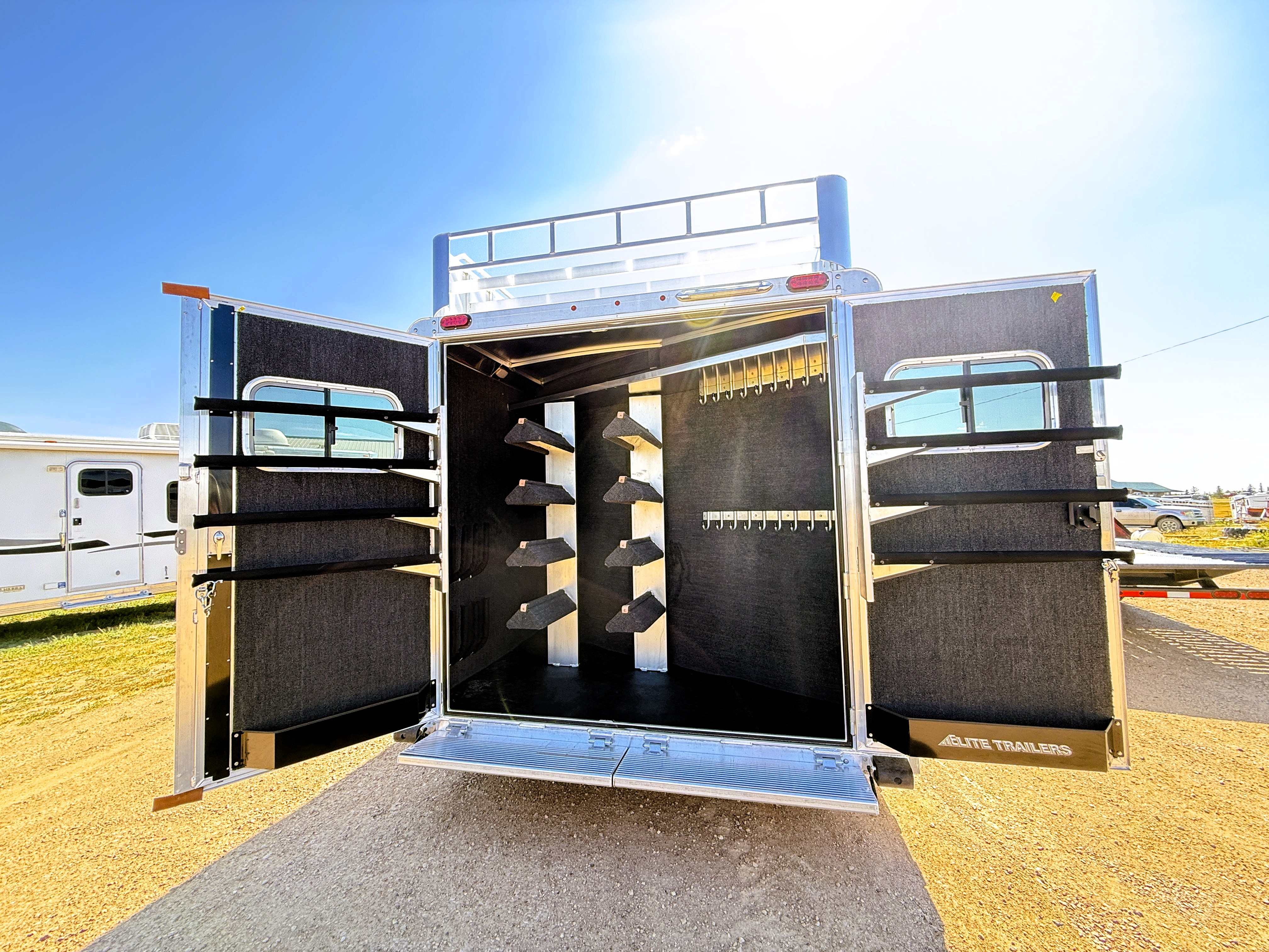 2027 Elite 8H S/C Horse Trailer