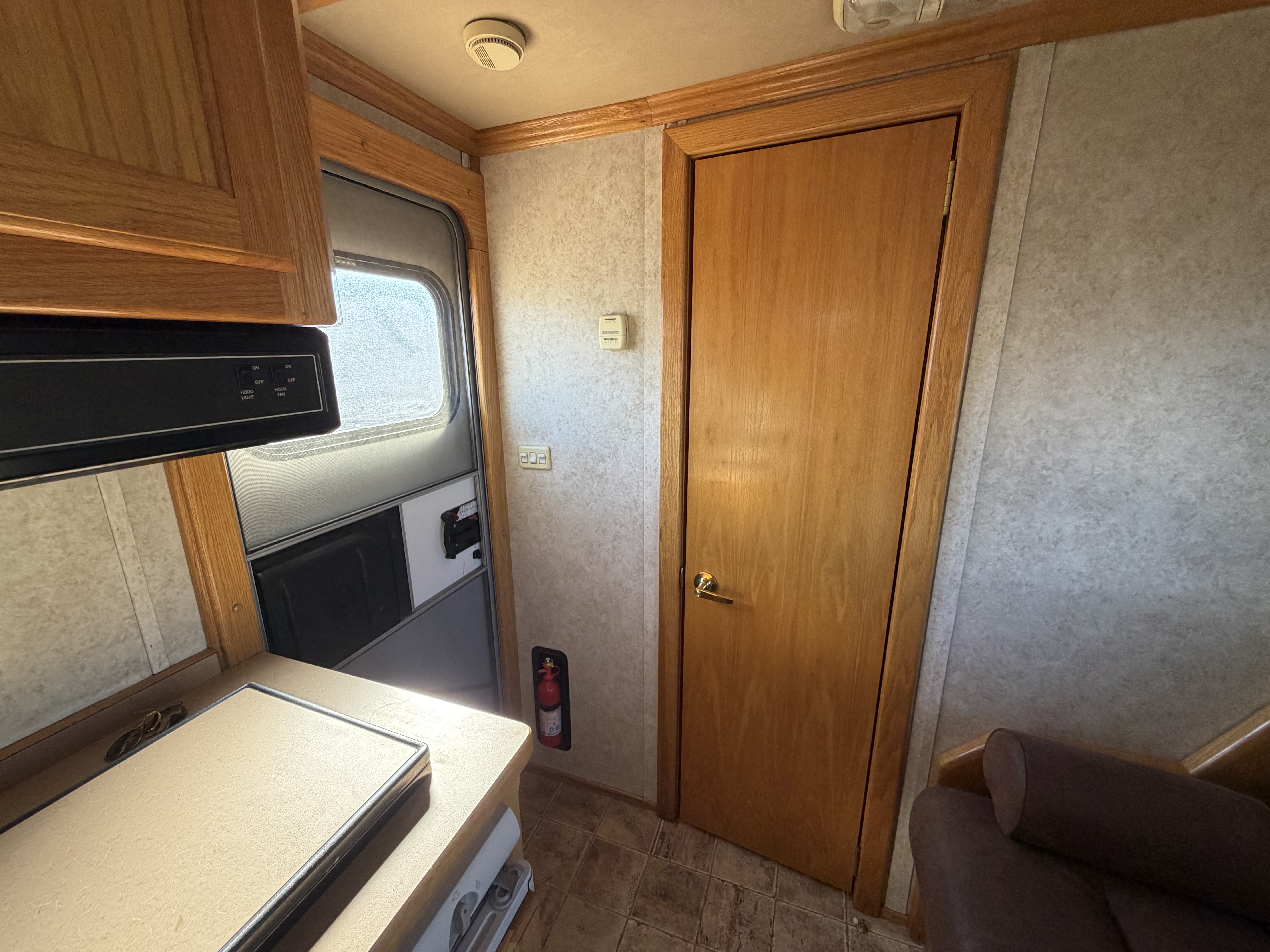 2003 Hart 4HLQ Living Quarters